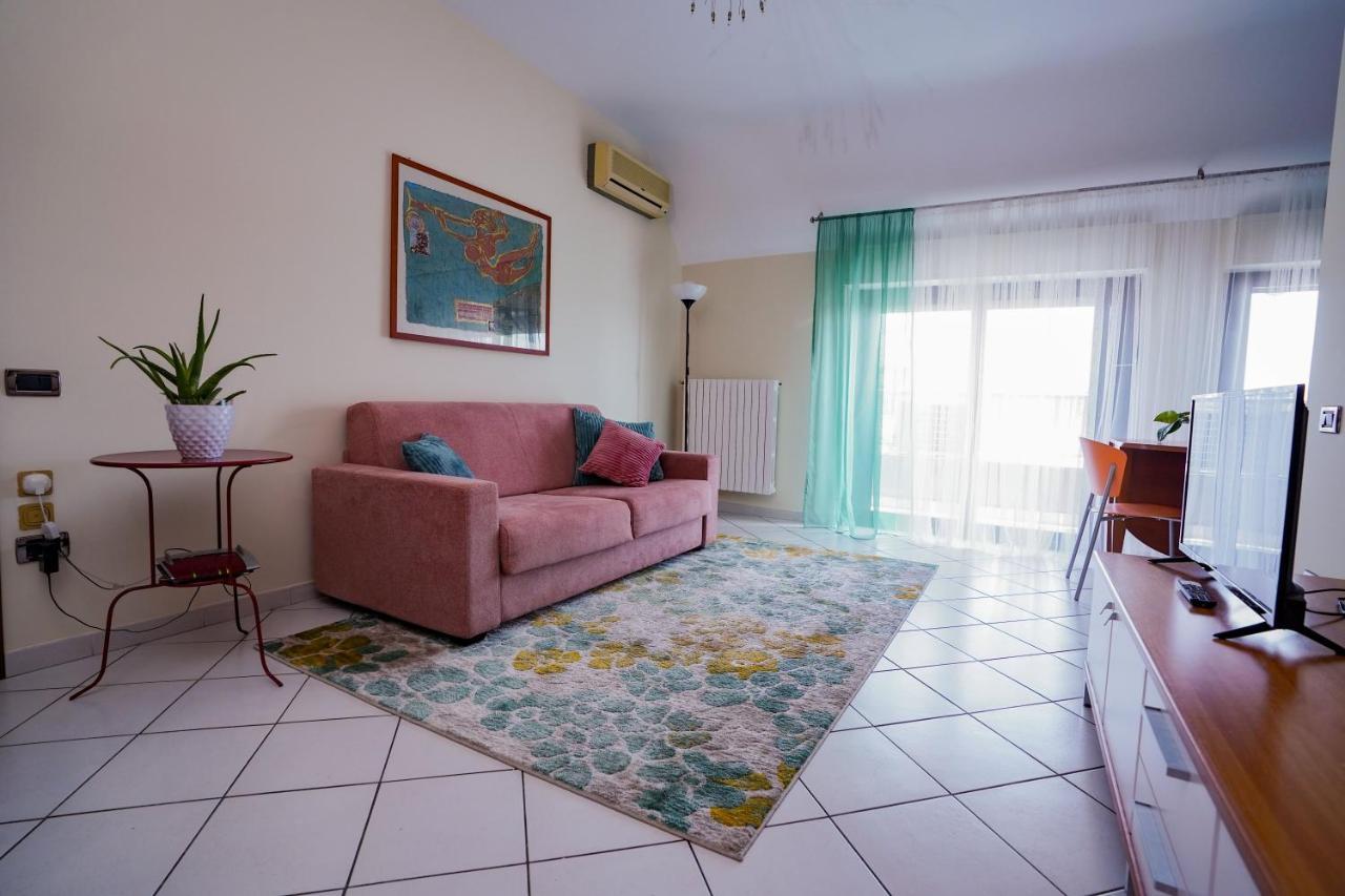 La Casa Di Azzurra Centro Citta Appartamento Fino A 4 Posti Letto E 2 Bagni Фоджа Екстериор снимка