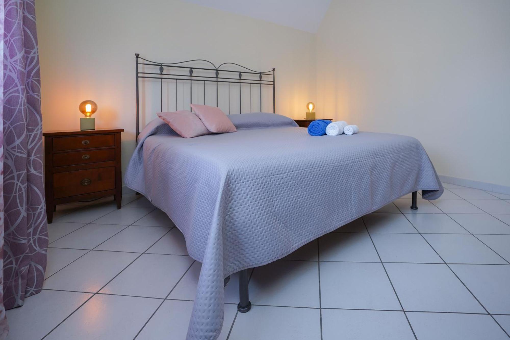 La Casa Di Azzurra Centro Citta Appartamento Fino A 4 Posti Letto E 2 Bagni Фоджа Екстериор снимка