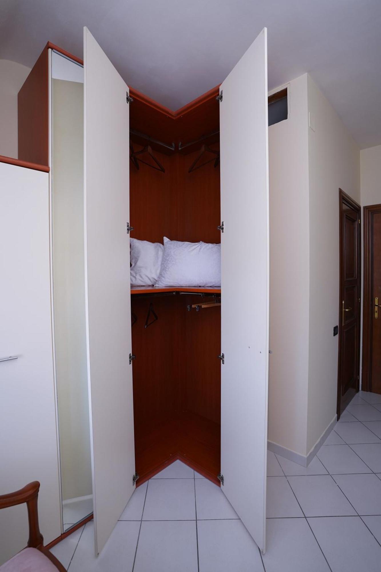 La Casa Di Azzurra Centro Citta Appartamento Fino A 4 Posti Letto E 2 Bagni Фоджа Екстериор снимка